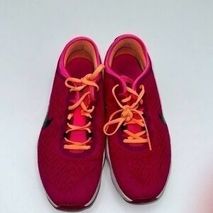 UEC Nike zoom fit pink sneakers no box size 7.5
